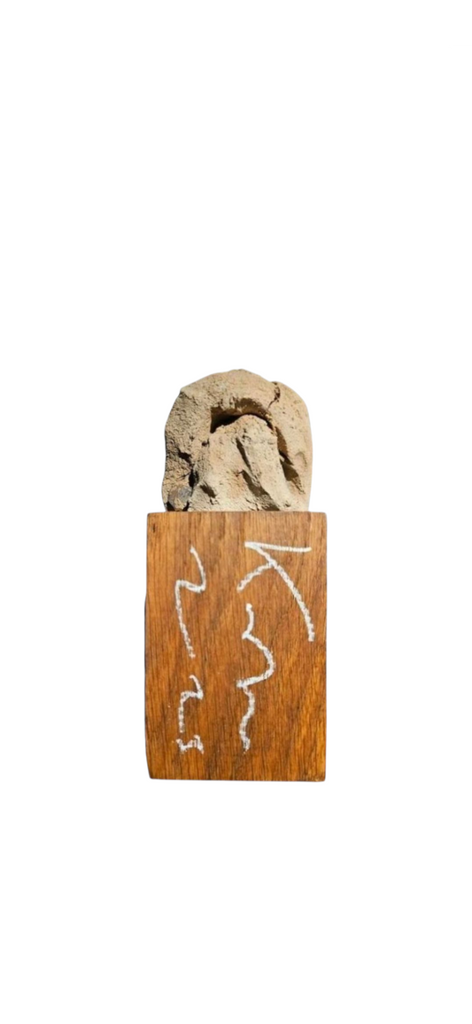 Charlotte Koster
Sculptuur van lokale zee klei